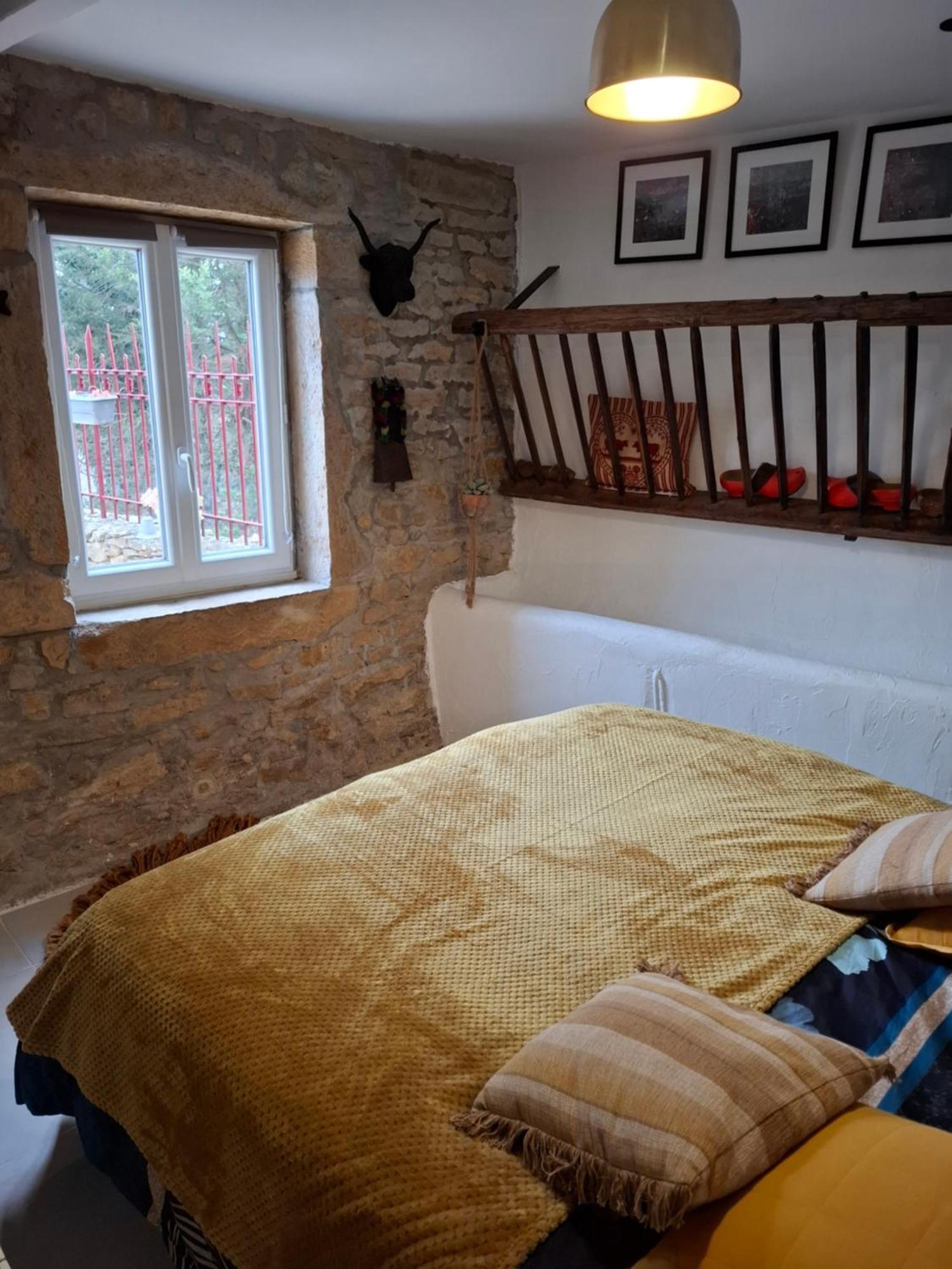 Le Gite Des Pierres Dorees Marcilly-d'Azergues Dış mekan fotoğraf